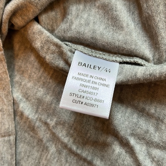 NWT Bailey 44 top - Picture 8 of 11
